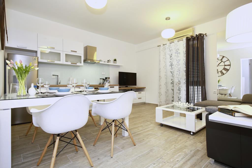 First Floor Zadar Apartment Экстерьер фото